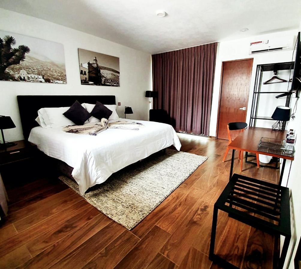 Hotel Mina Real Cedral エクステリア 写真