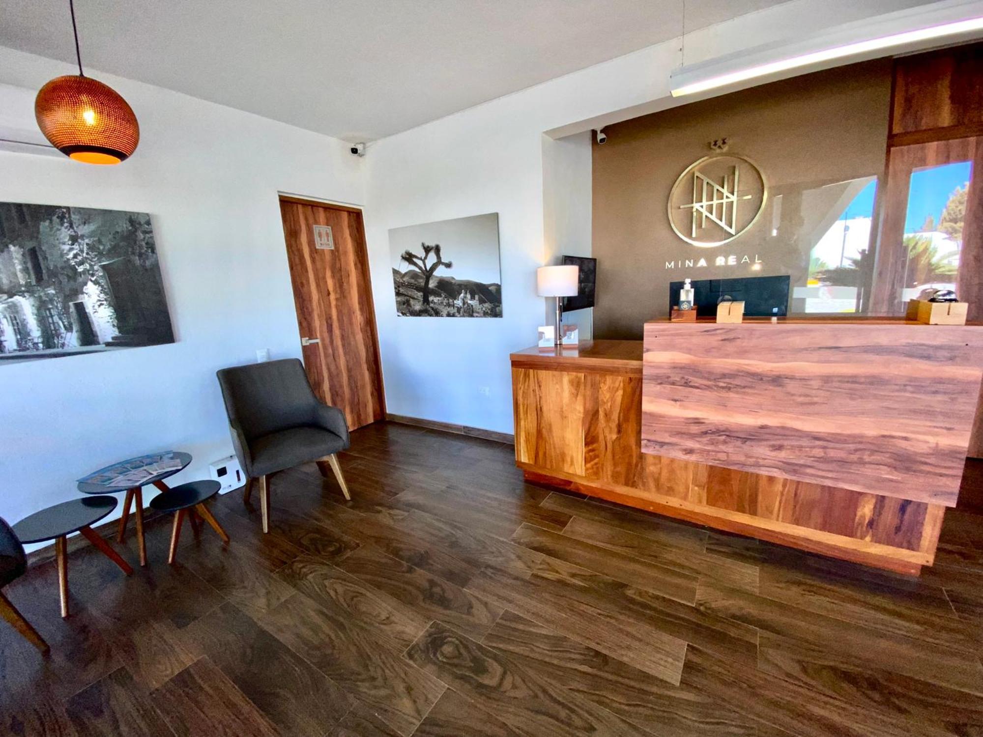 Hotel Mina Real Cedral エクステリア 写真